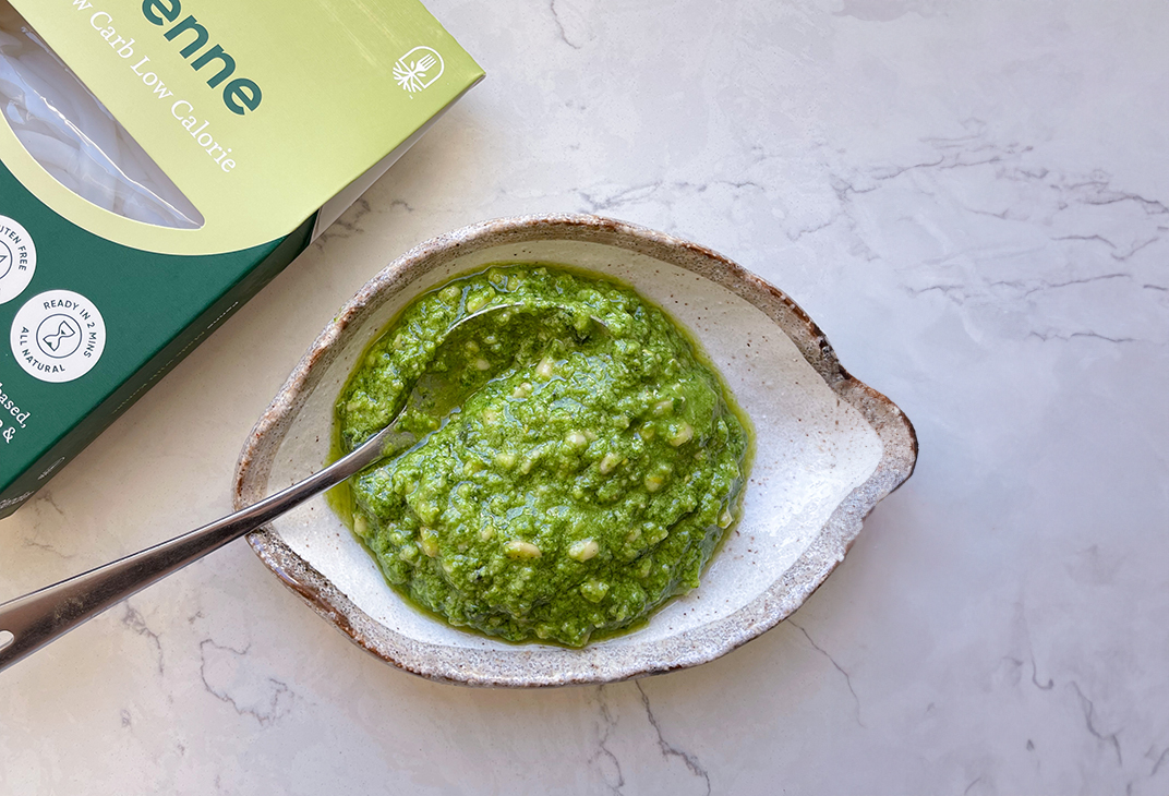 Pea Pesto Pasta - Slendier